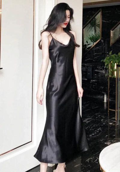maxi black dress